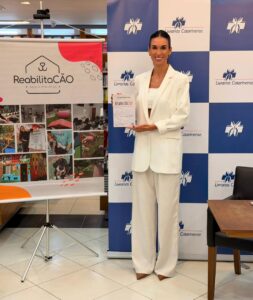 Livro sobre o programa ReabilitaCão é lançado e reforça modelo de ressocialização no sistema prisional catarinense